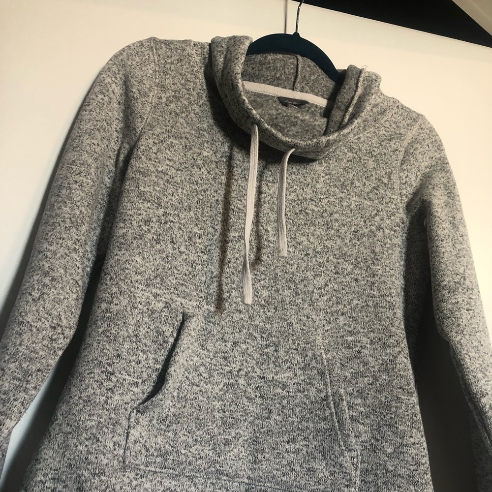 Eddie Bauer gray pullover
